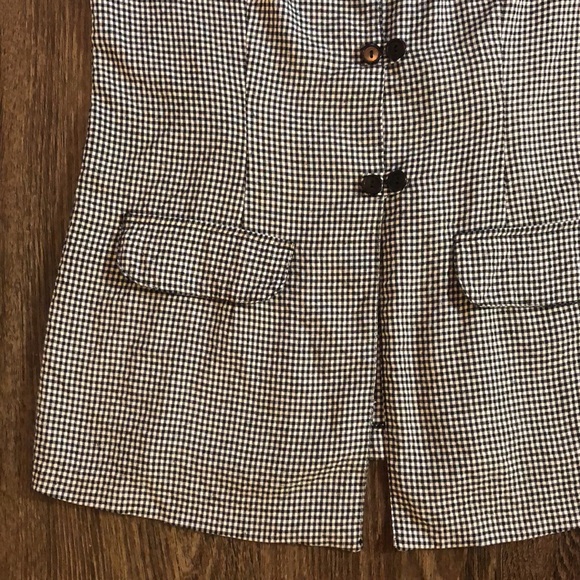 Vintage Checkered Sleeveless Button Down - Picture 13 of 17
